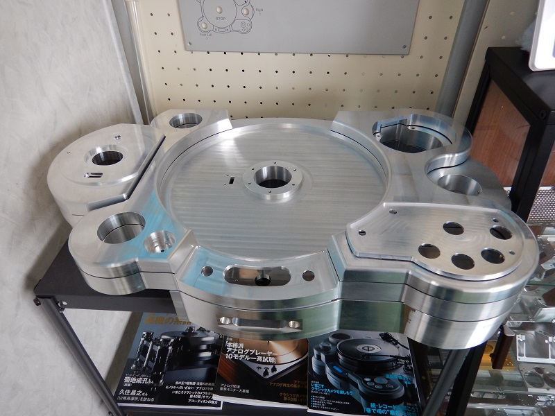 アナログプレーヤー