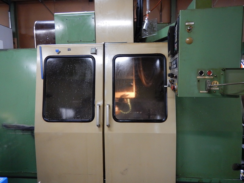 立型マシニングセンターMV-40